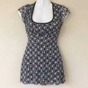 4 for $12 - White House Black Market top sz. Small